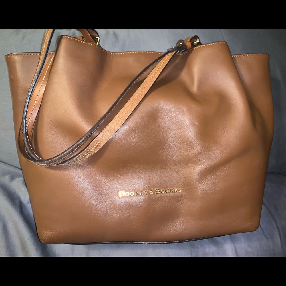 Dooney & Bourke Large Handbag